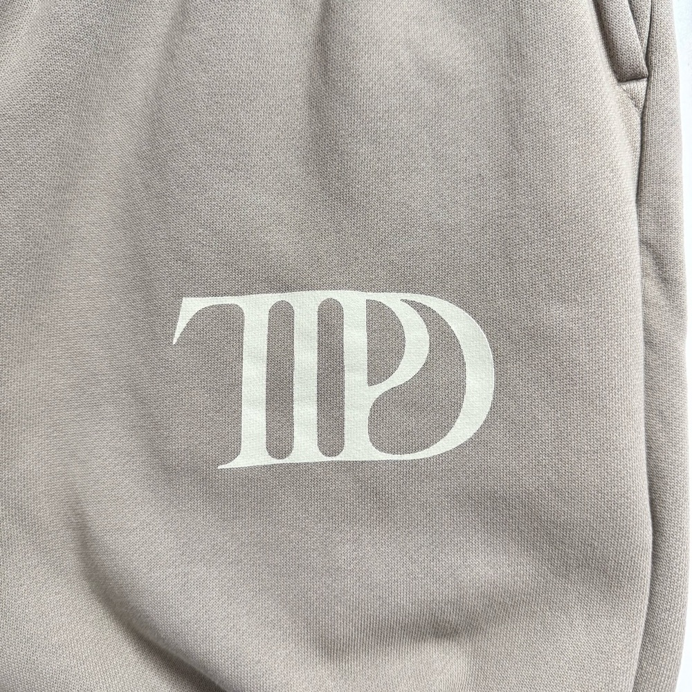 Taylor Swift THE TORTURED POETS DEPARTMENT BEIGE SWEATPANTS - Small - Picture 4 of 8